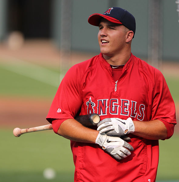 591px-Mike_Trout_(5968461665)