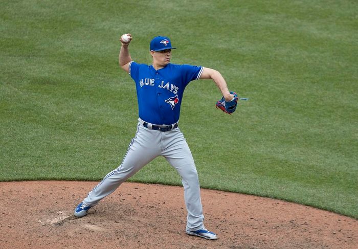 Roberto_Osuna_May_2017.jpg